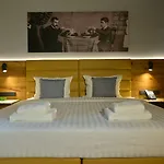 Mk Tirana 5* Rinas