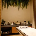 Mk Tirana 5*