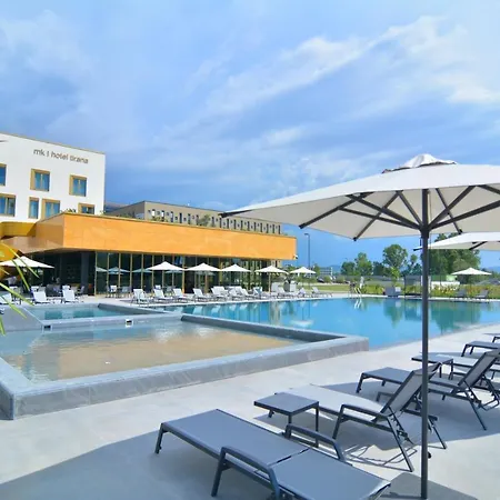 Mk Tirana Hotell 5*