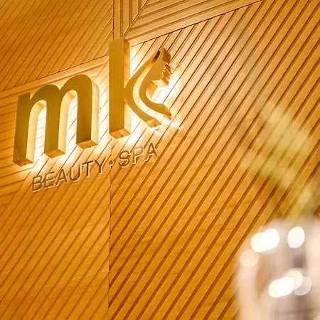 Hotel Mk Tirana 5*