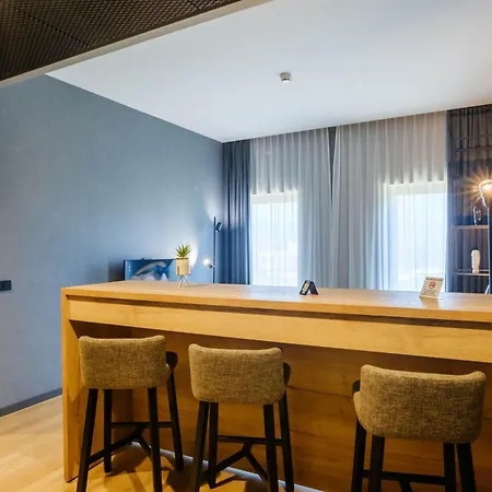 Hotell Mk Tirana Rinas