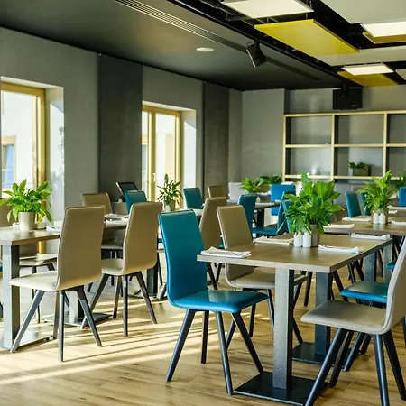 Mk Tirana Hotel Rinas