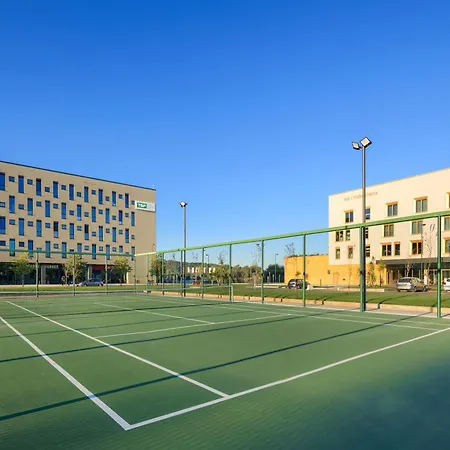 Mk Tirana Hotell 5*