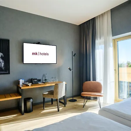 Hotell Mk Tirana