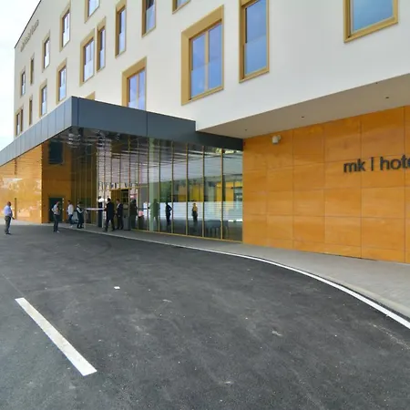 Hotel Mk Tirana 5*