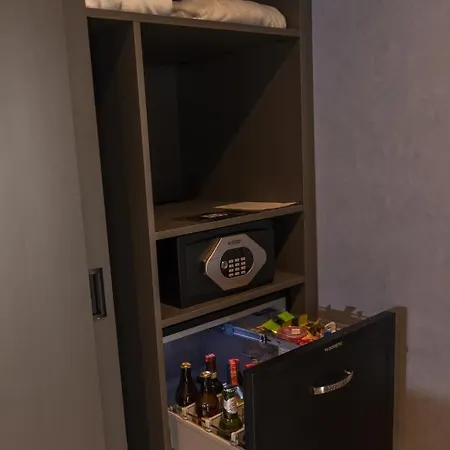 Hotel Mk Tirana 5*