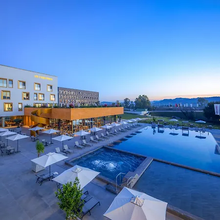 Mk Resort Tirana Hotel Rinas