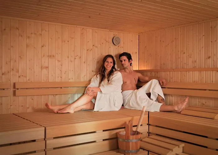 فندق Mk Tirana 5*