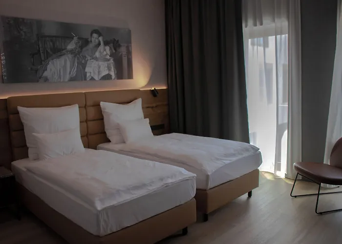Mk Tirana Hotel