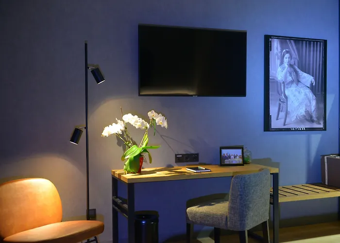 Mk Tirana Hotel 5*