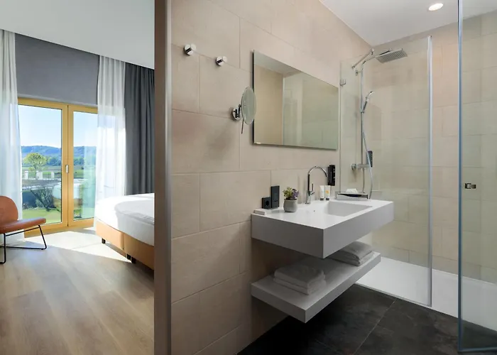 Hotel Mk Tirana 5*
