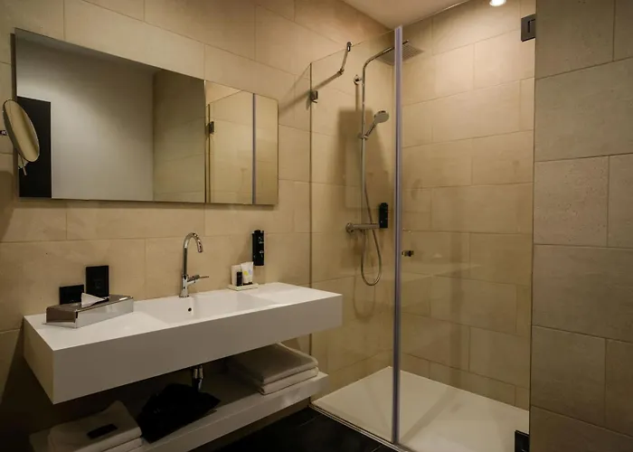 Mk Tirana Hotel Rinas