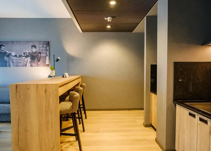 Mk Tirana Hotel Rinas