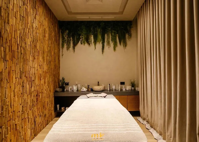 Hotel Mk Tirana 5*